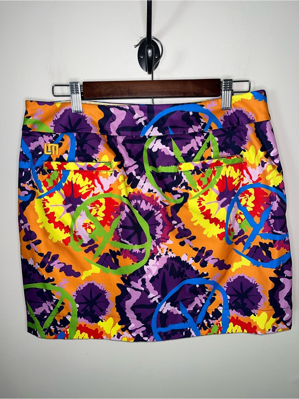 Loudmouth Golf Skort Womens Size 8 Woodstock Hippie Peace Sign Colorful NWT - Picture 4 of 5